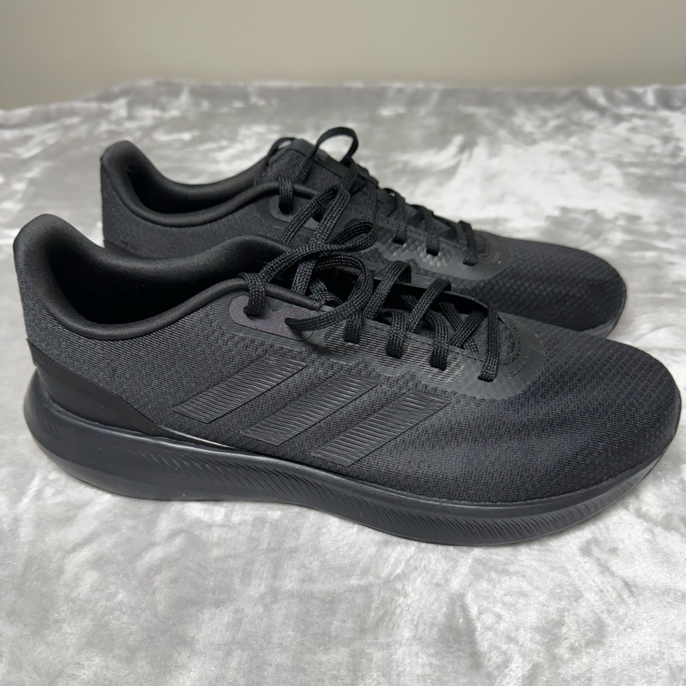 ADIDAS RUNFALCON 3.0 WIDE, size 13 W Black Carbon Model HP6649